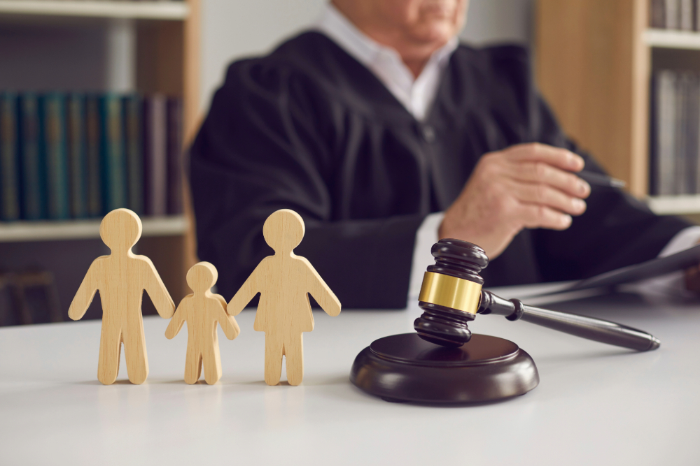 relocation and child custody judge with gavel image